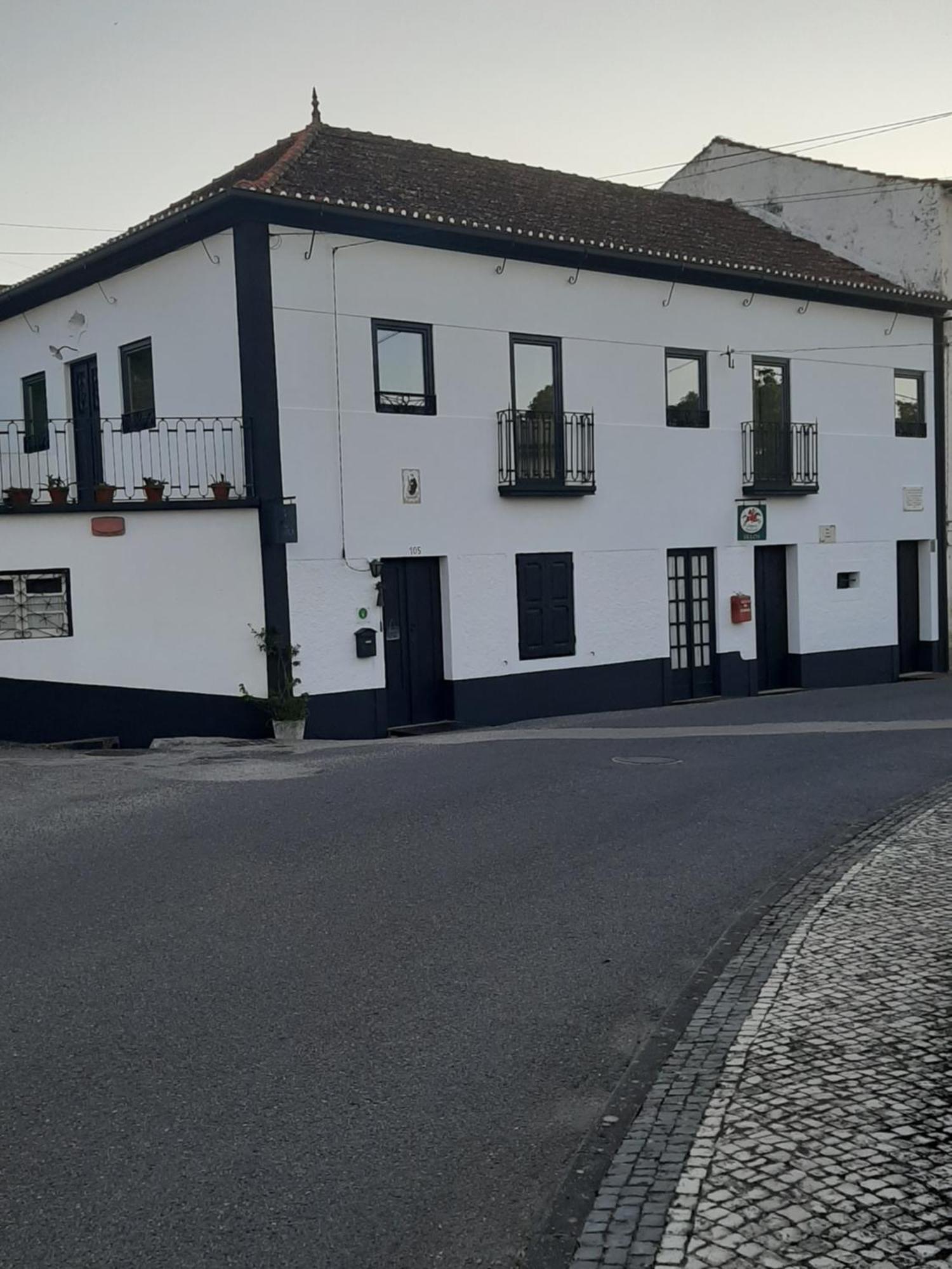 Casa Do Sr. Falcao 科尔武河畔米兰达 外观 照片